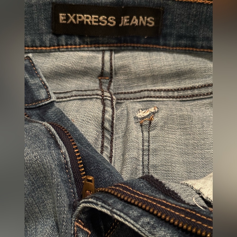 Express Performance Stretch Jeans. Cropped Mid Ri… - image 5